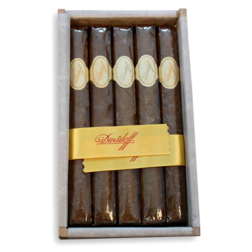 Davidoff 4000 Cigar - Box of 25 (End of Line)