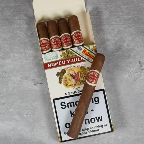 Romeo y Julieta Petit Julietas Ciga