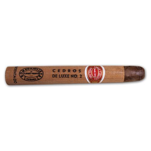 Romeo y Julieta Cedros de Luxe No. 