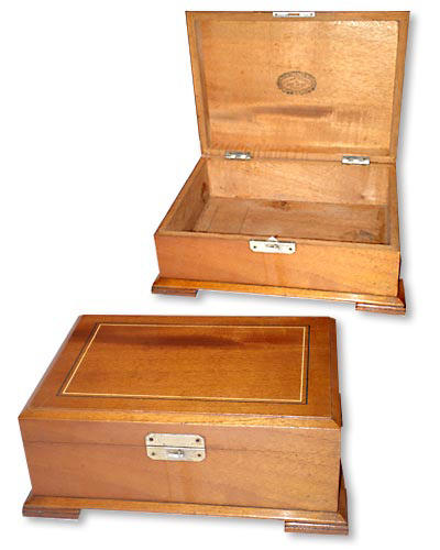 Hoyo De Monterrey Cabinet, 1960s (c