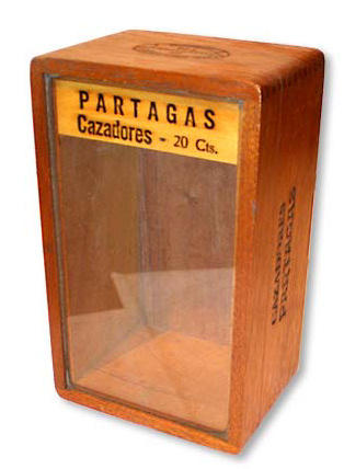 Partagas Cazadores cabinet, 1950s (code 089)