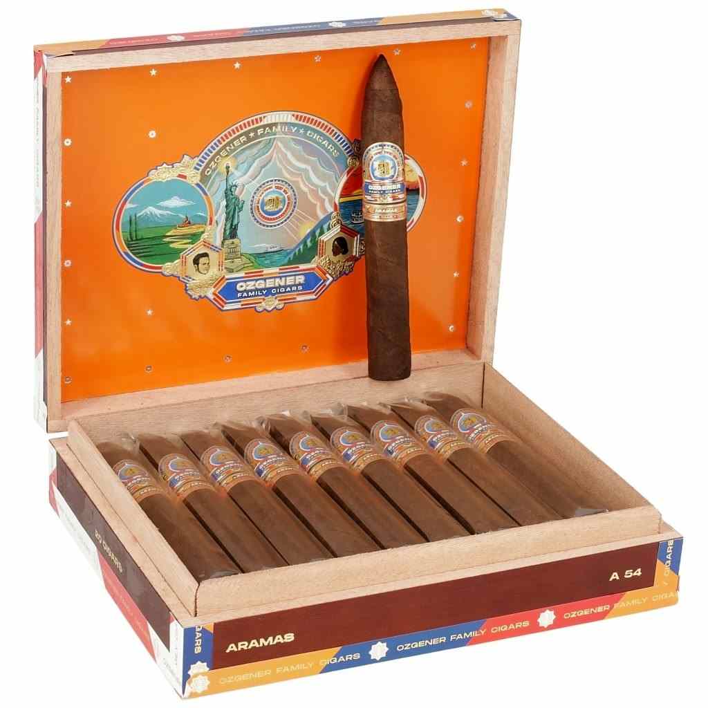 Crowned Heads Ozgener Aramas A54 Corona