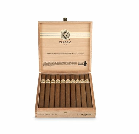 AVO Classic Robusto