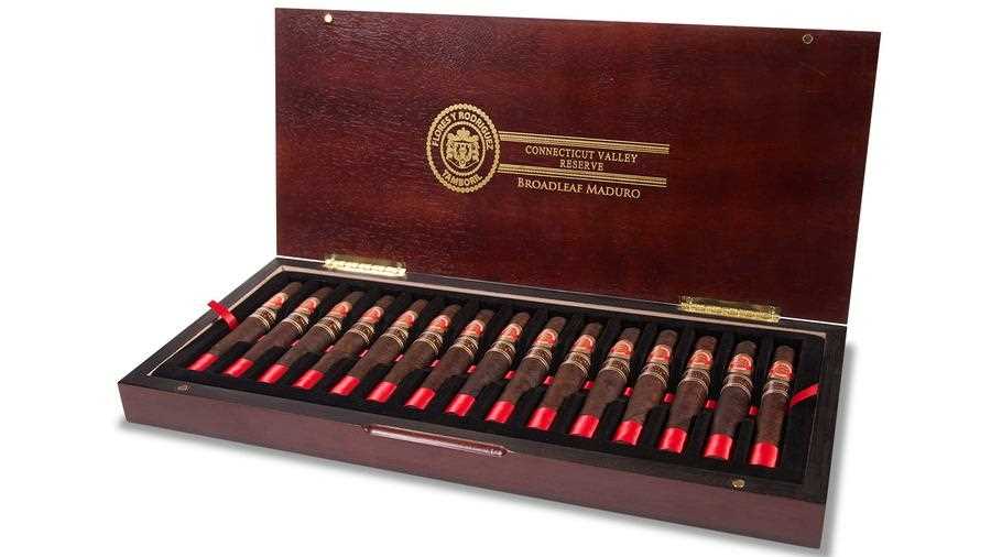 PDR Flores y Rodriguez Connecticut Valley Reserve Maduro Belicoso