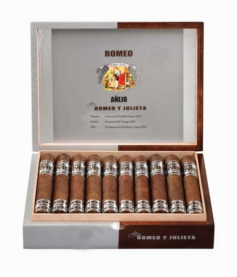 Romeo Añejo by Romeo y Julieta Robu