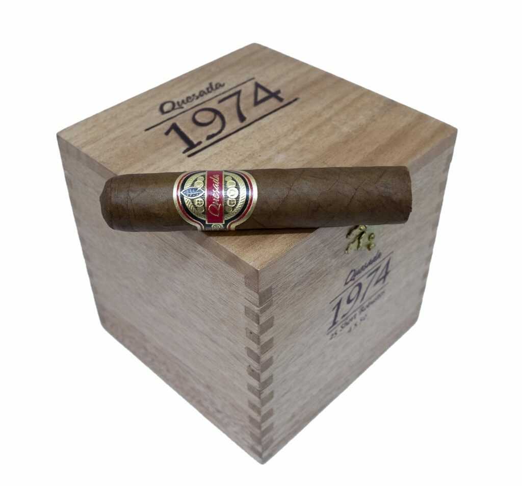 Quesada 1974 Short Robusto