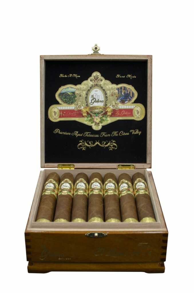 La Galera Habano EL Lector Toro