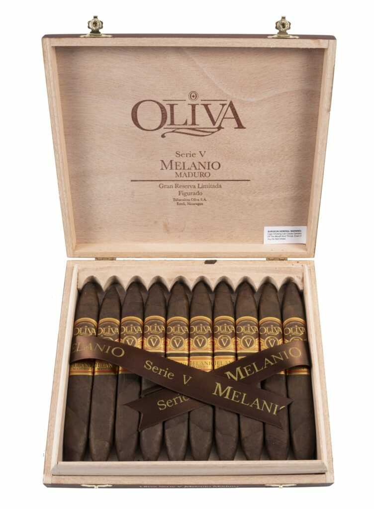 Oliva Serie V Melanio Maduro Figura