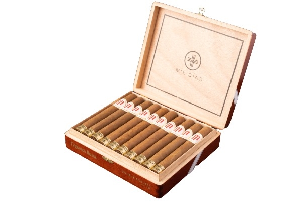 Crowned Heads Mil Dias Edmundo