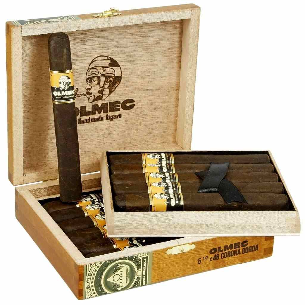 Foundation Olmec Maduro Corona Gord