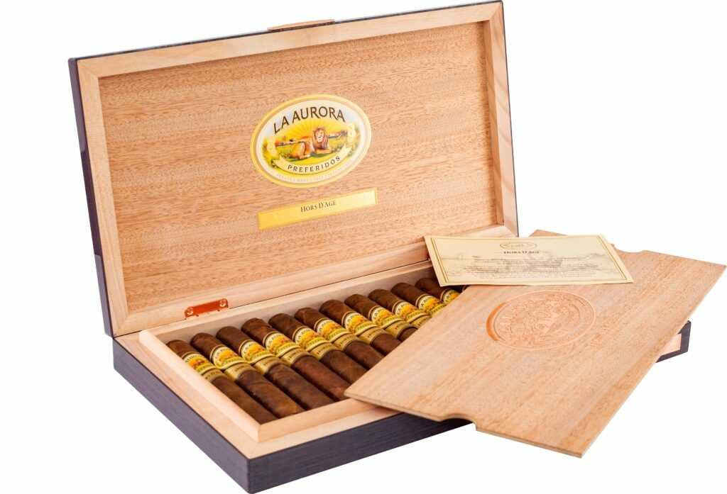 La Aurora Hors d'Age 2020 Toro